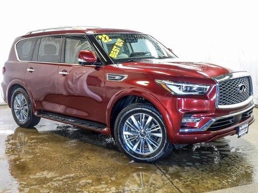 2022 INFINITI QX80 Luxe