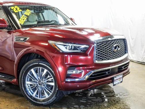 2022 INFINITI QX80 Luxe