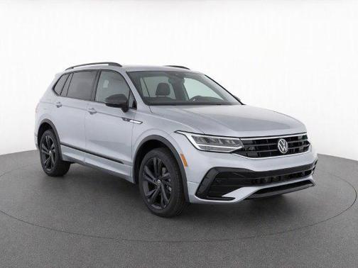 Silver Metallic 2024 Volkswagen Tiguan 2.0T SE R-Line Black 4MOTION