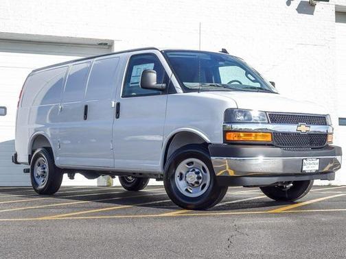 2025 Chevrolet Express 2500 RWD 2500 Regular Wheelbase WT