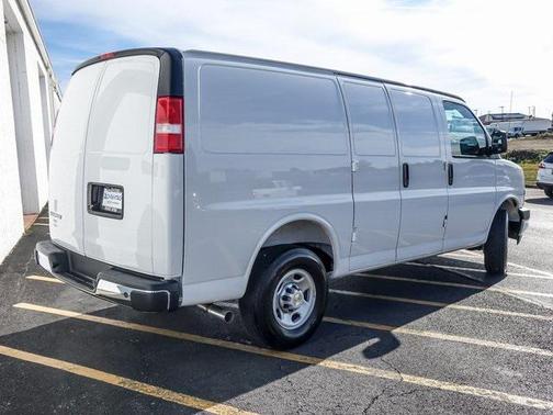 2025 Chevrolet Express 2500 RWD 2500 Regular Wheelbase WT