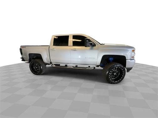 2018 Chevrolet Silverado 1500 2LT