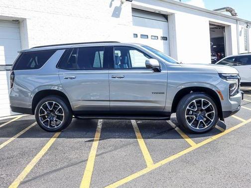 2025 Chevrolet Tahoe 4WD RST