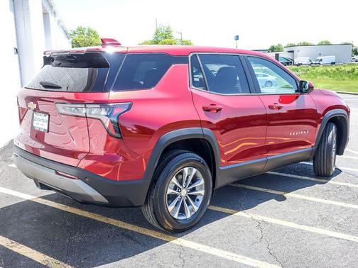 Radiant Red Tintcoat 2026 Chevrolet Equinox 1LT