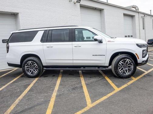 2026 Chevrolet Suburban Z71, 4WD