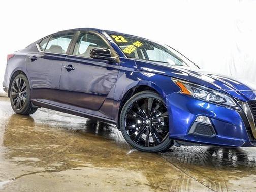 2022 Nissan Altima SR VC-Turbo FWD