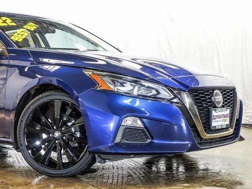 2022 Nissan Altima SR VC-Turbo FWD