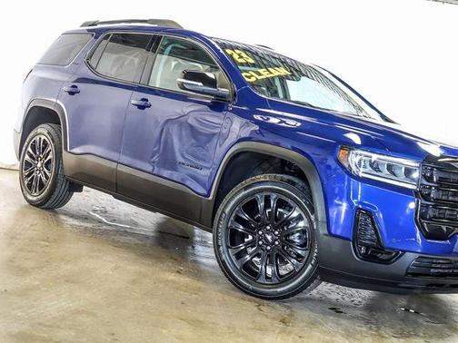2023 GMC Acadia FWD SLT