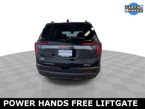 2022 GMC Acadia AT4