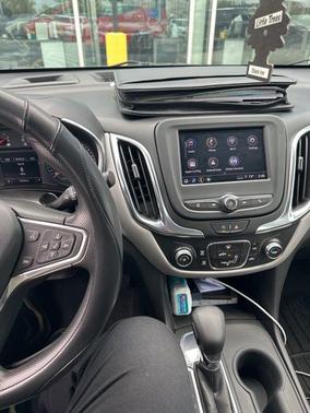 Iron Gray Metallic 2022 Chevrolet Equinox LS