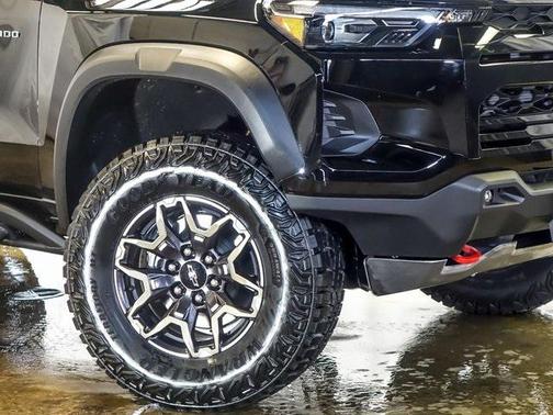 2025 Chevrolet Colorado ZR2