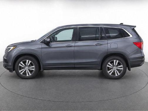 Lunar Silver Metallic 2016 Honda Pilot EX