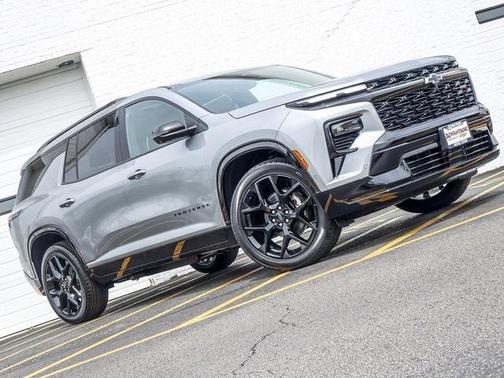 2025 Chevrolet Traverse RS