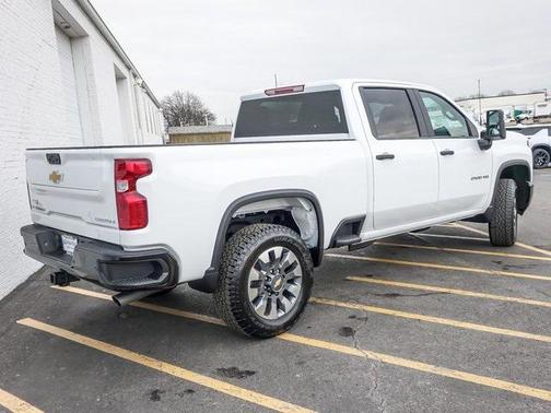 2026 Chevrolet Silverado 2500 Custom