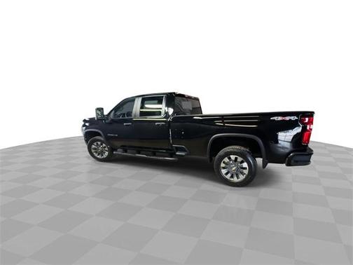 2022 Chevrolet Silverado 2500 Custom