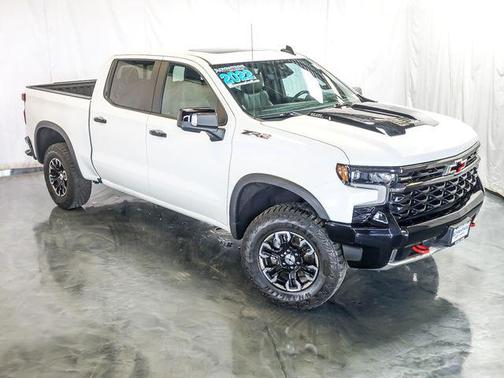 Summit White 2022 Chevrolet Silverado 1500 ZR2