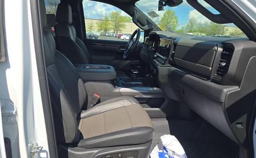 Summit White 2022 Chevrolet Silverado 1500 ZR2