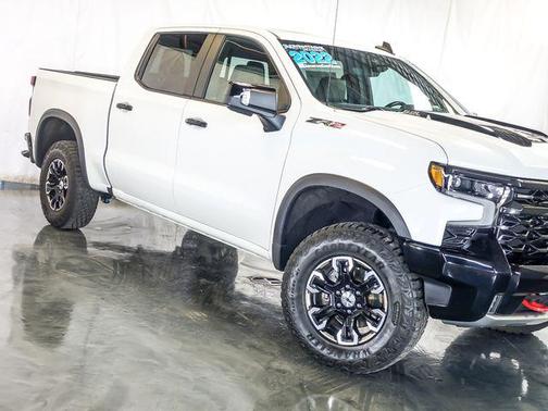 Summit White 2022 Chevrolet Silverado 1500 ZR2