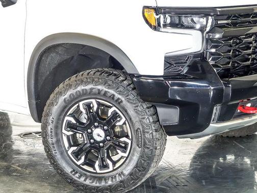 Summit White 2022 Chevrolet Silverado 1500 ZR2