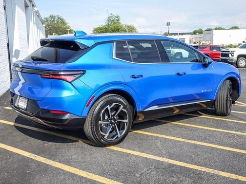 2025 Chevrolet Equinox EV LT