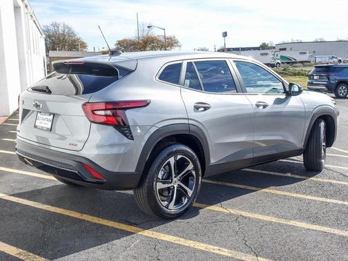 2026 Chevrolet Trax FWD 1RS