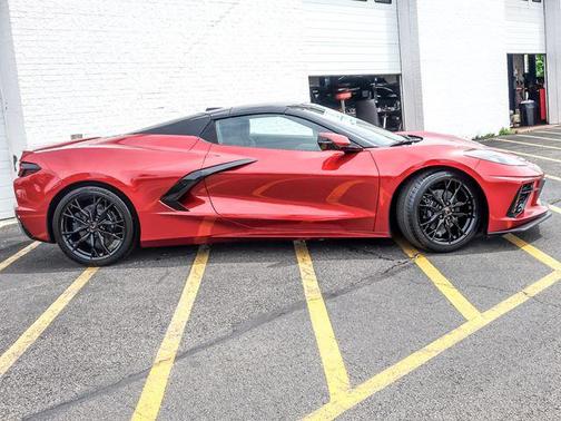 Red Mist Metallic Tintcoat 2026 Chevrolet Corvette Stingray w/2LT