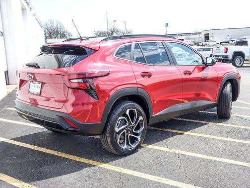 Apex Red 2026 Chevrolet Trax FWD 2RS