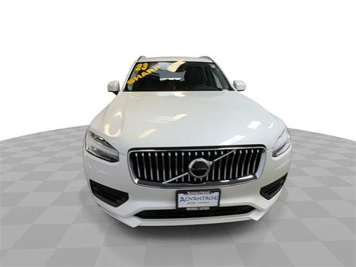2023 Volvo XC90 B5 Core