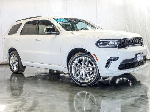 White Knuckle Clearcoat 2023 Dodge Durango GT Plus