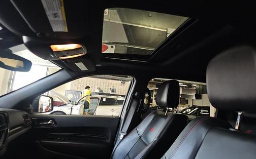 White Knuckle Clearcoat 2023 Dodge Durango GT Plus