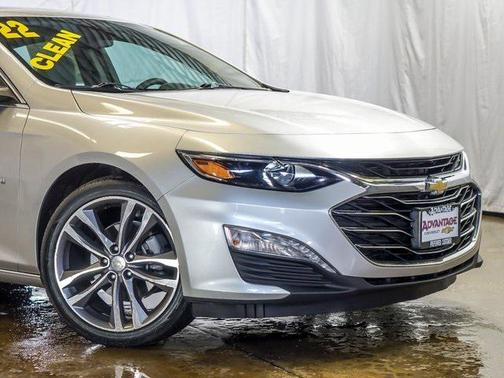 2022 Chevrolet Malibu FWD LT
