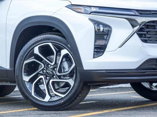 2025 Chevrolet Trax FWD 2RS