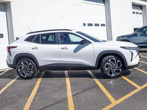 2026 Chevrolet Trax FWD 2RS