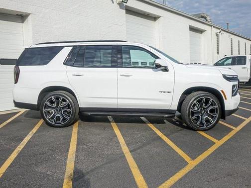 2026 Chevrolet Tahoe 4WD RST