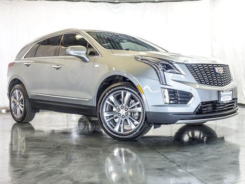 Argent Silver Metallic 2025 Cadillac XT5 Premium Luxury