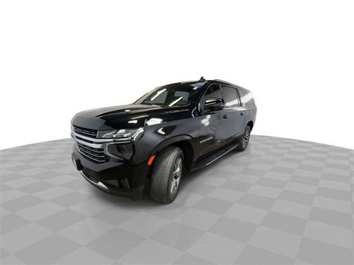 2022 Chevrolet Suburban LT