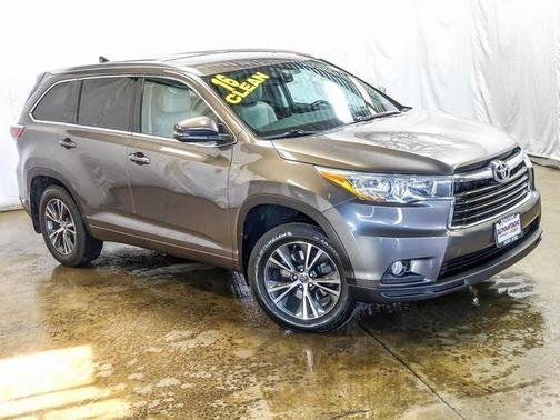 2016 Toyota Highlander XLE