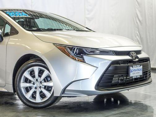 Classic Silver Metallic 2024 Toyota Corolla LE