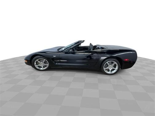 2003 Chevrolet Corvette Base