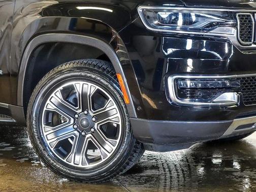 2022 Jeep Wagoneer Series III 4x4