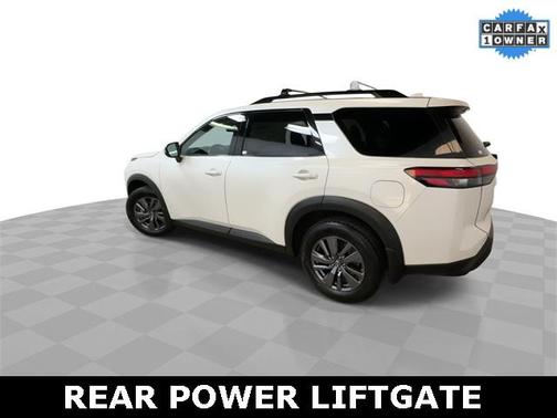 2022 Nissan Pathfinder SV 4WD