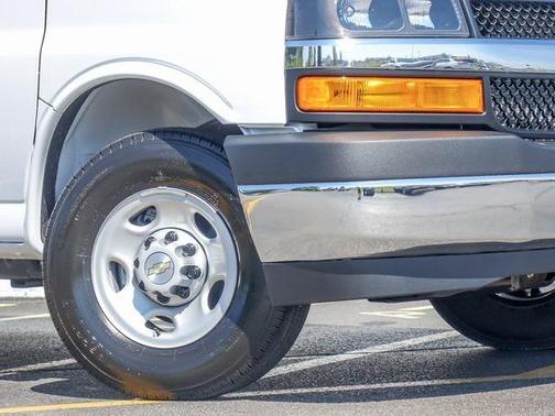 2025 Chevrolet Express 2500 RWD 2500 Extended Wheelbase WT