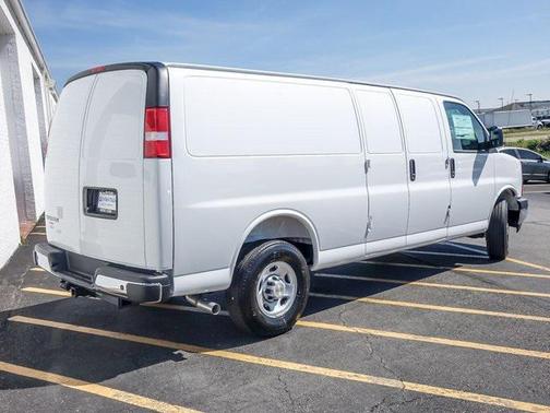 2025 Chevrolet Express 2500 RWD 2500 Extended Wheelbase WT