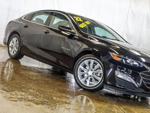 2022 Chevrolet Malibu FWD LT