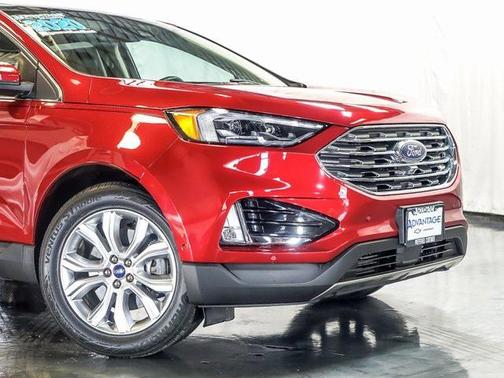 2020 Ford Edge Titanium