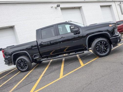 2025 Chevrolet Silverado 2500 Custom