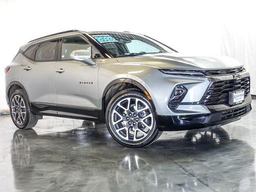 Sterling Gray Metallic 2025 Chevrolet Blazer RS