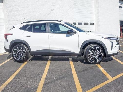 2026 Chevrolet Trax FWD 2RS