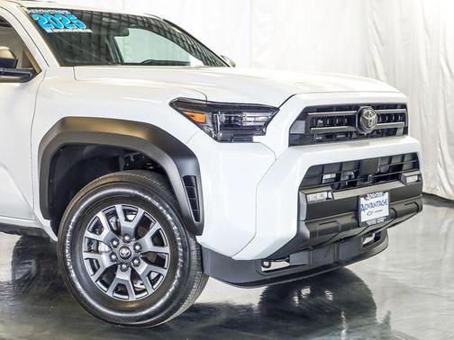 Ice Cap 2025 Toyota 4Runner SR5
