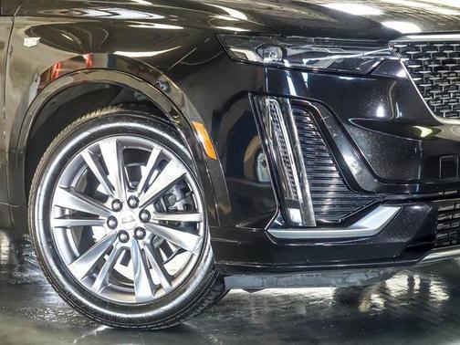 2023 Cadillac XT6 Premium Luxury AWD